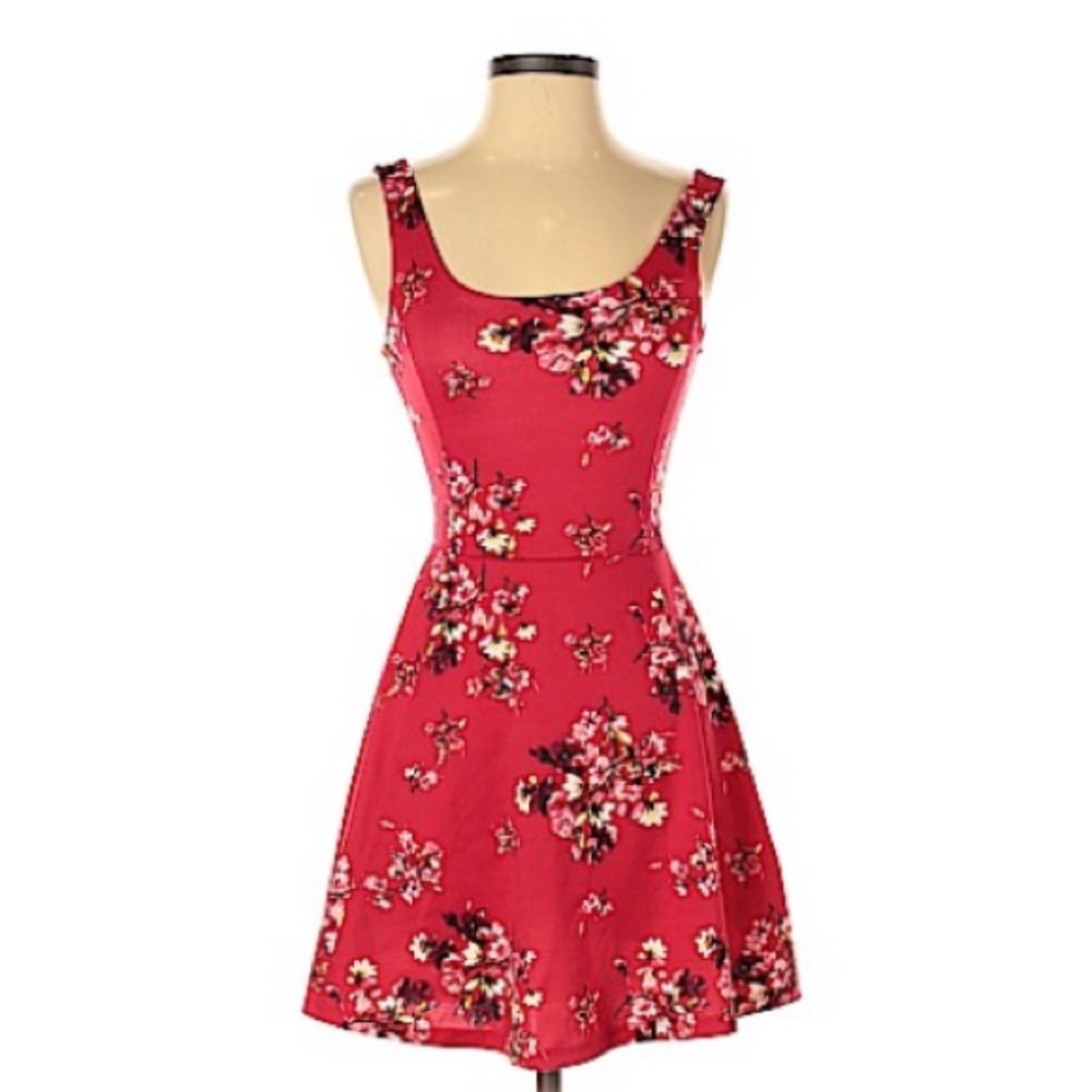 H&M Red Floral Dress 👗🌹❣️